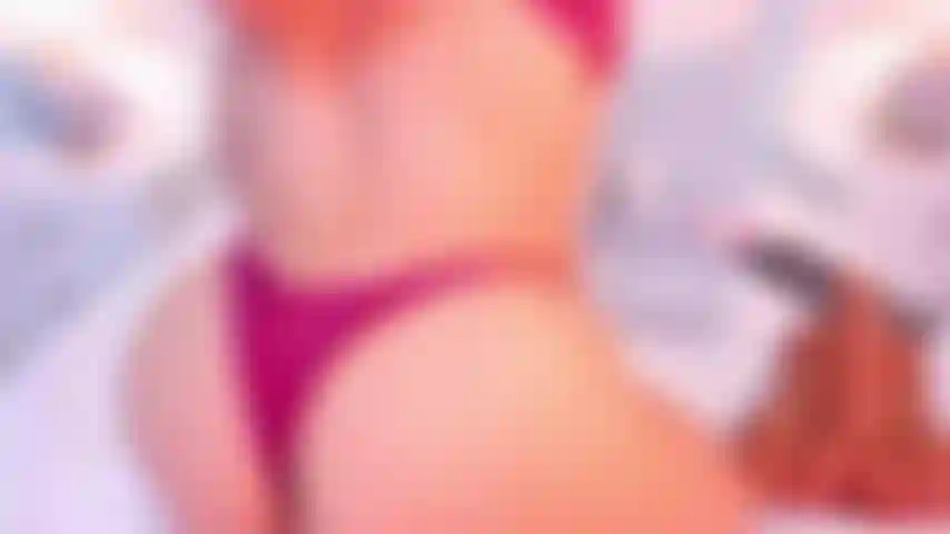 Trage meinen tanga an der seite und reite auf deinem schwanz.