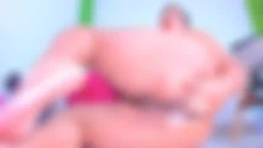 -LOTS OF CREAMY FROM MY ASSHOLE
-FINGERING