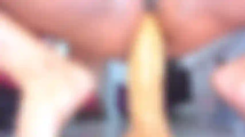 -Doppelte penetration -nahaufnahme -nasse muschi.