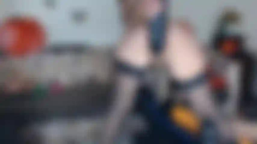 Extremer fick mit verschiedenen großen dildos!