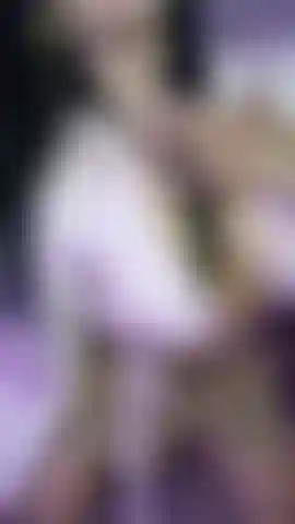 Ich würde es lieben, wenn du in dieser stellung meine muschi leckst, während ich mich selbst berühre.