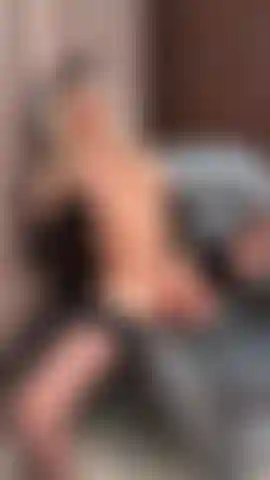 SLUTTY BLONDE MILF WITH HUGE BOOBS AND BIG ASS