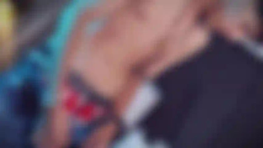 Ein sexy kerl für dich.