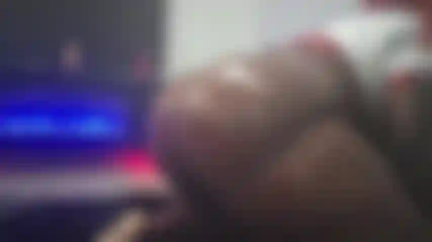 Ein öliger, fetter arsch.