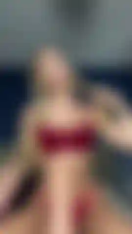 Schlampiger blowjob und handjob.