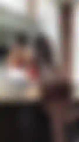 Allein in meinem badezimmer ohne höschen.