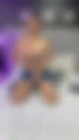 Du willst meine große muschi ausprobieren.