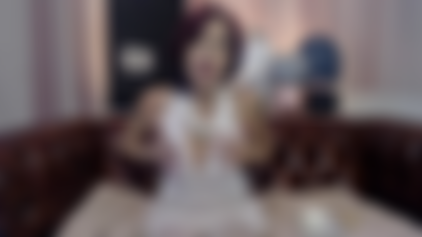 Ein junger schwanz und eine ungezogene nachbarin.