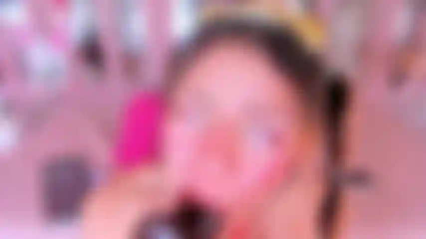 Ich liebe es, deinen köstlichen schwanz in meinem hals zu haben und deine ganze milch zu schlucken.