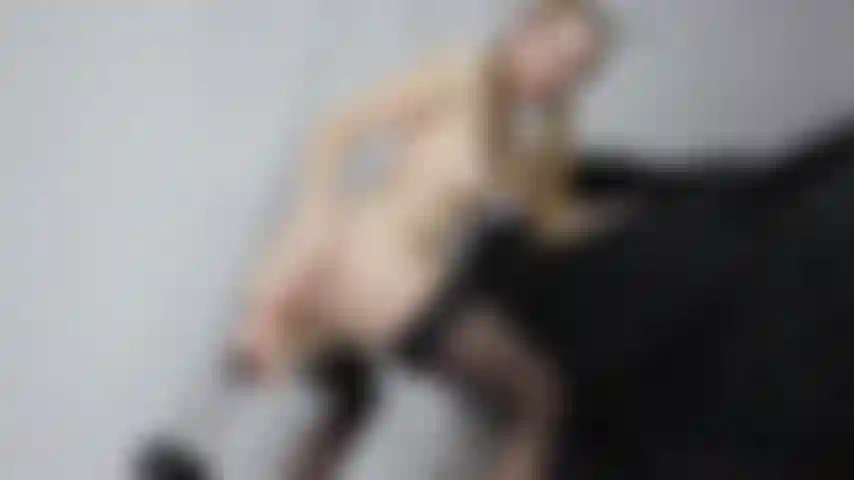 V387 fickmaschine arschjob und doggystyle.