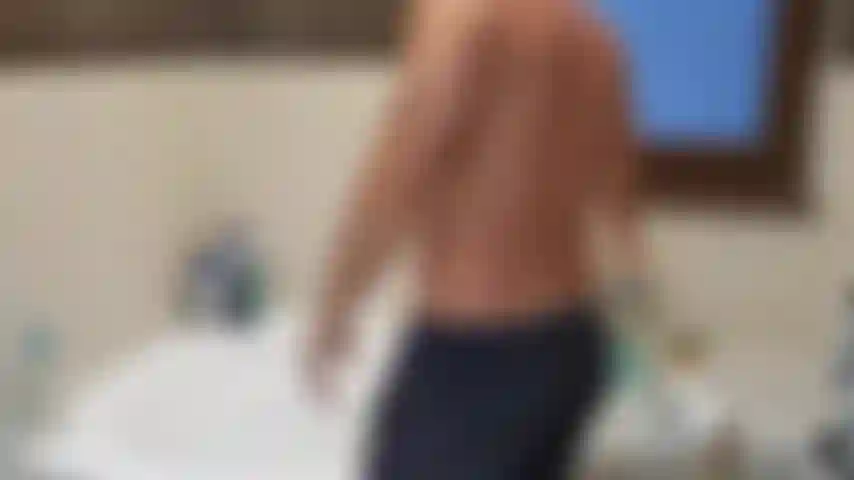 Ich wollte nach dem training gerade duschen und dann hatte ich eine bessere idee.