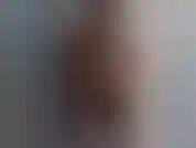 Unter der dusche masturbiert.