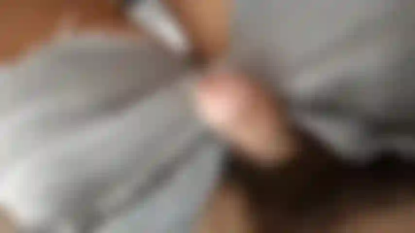 Wichse pov, schieße eine schöne dicke ladung auf meine dicken schamhaare.