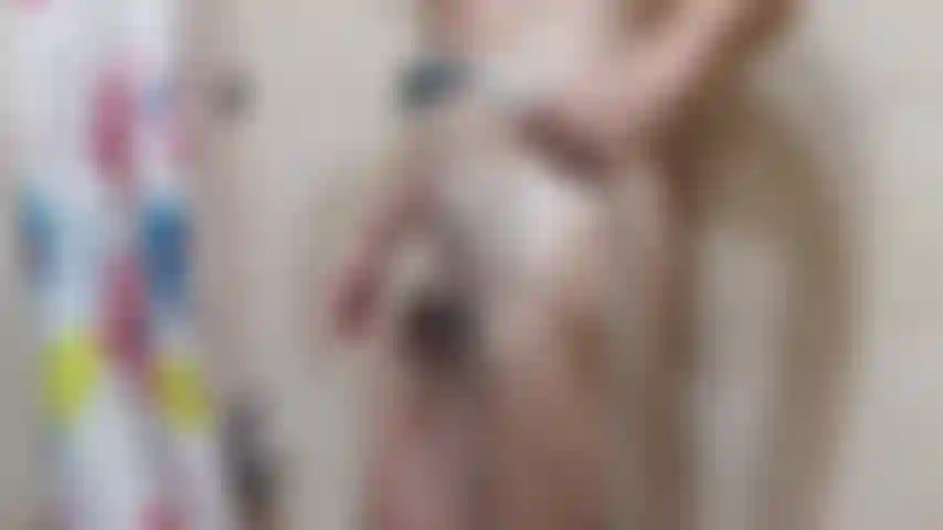 Eine kurze dusche, um die last abzuwaschen.