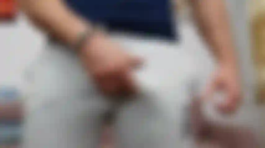 Bulge-anbetung mit jogginghose, dominanz.