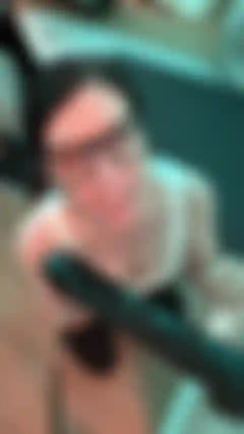 Noch ein versuch mit meinem bbc-dildo.