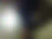 Fingere mich in der toilette meines mechanikers.