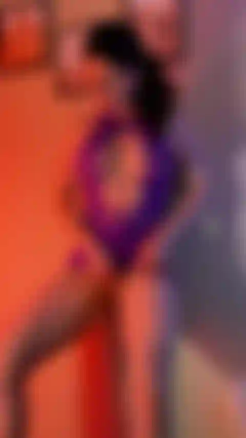 Komme im stehen mit meinem neuen kaninchenvibrator.