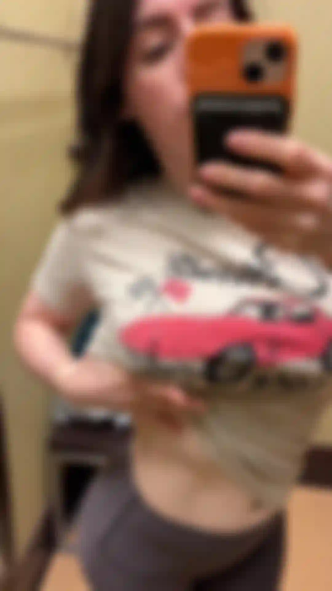 Es macht spaß in der umkleidekabine.