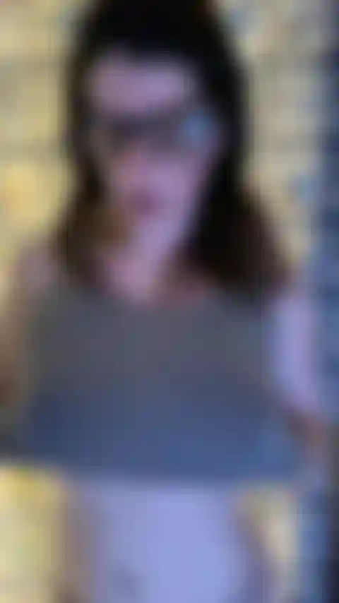 Habe jemanden gefunden, der meine brille kaputt macht.