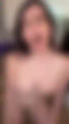 Augenkontakt, mund- und zungenspiel