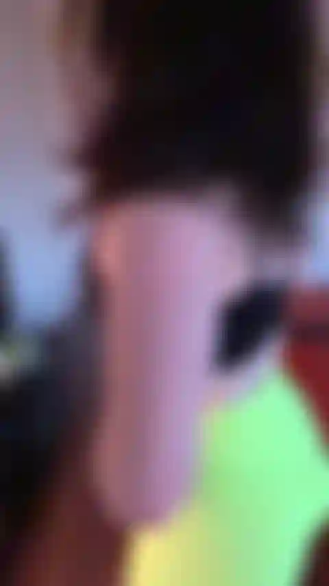 Slo mo geht weg und rennt zurück.