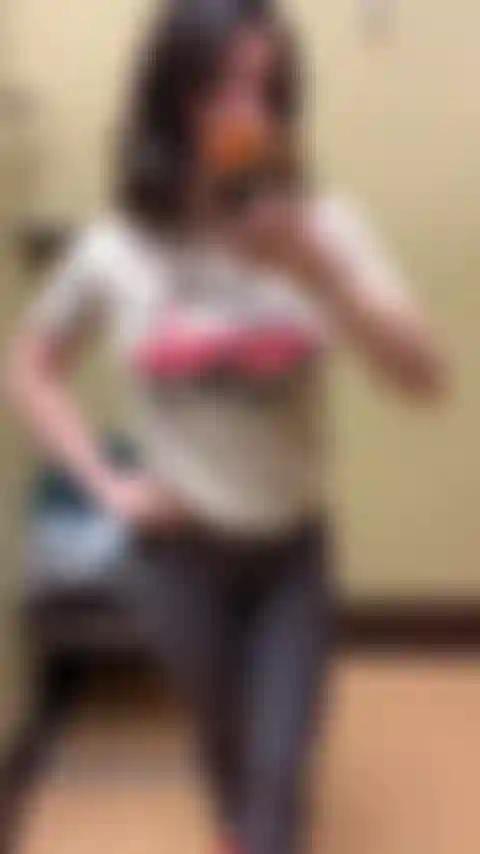 Mehr spaß in der umkleidekabine.