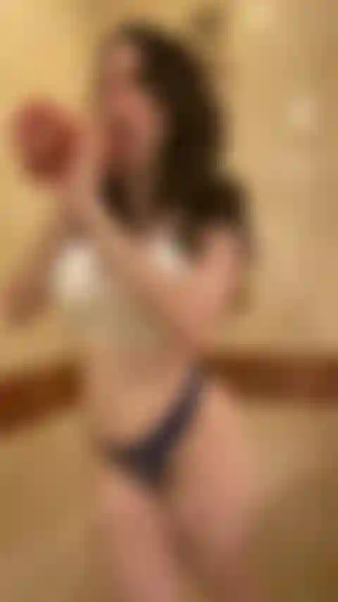 Intensive hotelshow mit meinem dildo.