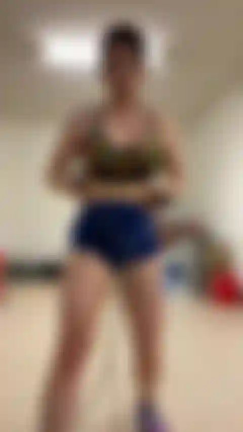 Springe oben ohne seil.