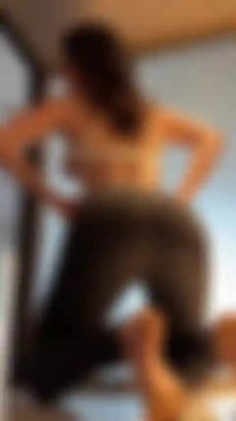 Die in meiner jeans neckt.