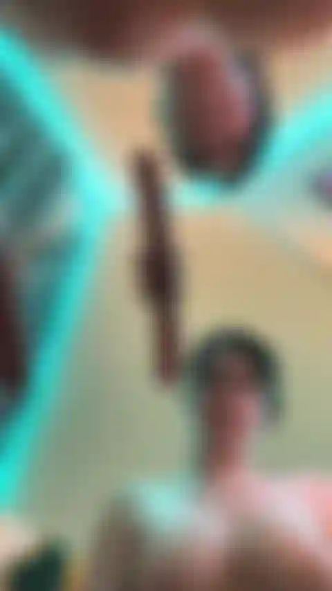 Spiegel-deepthroating.