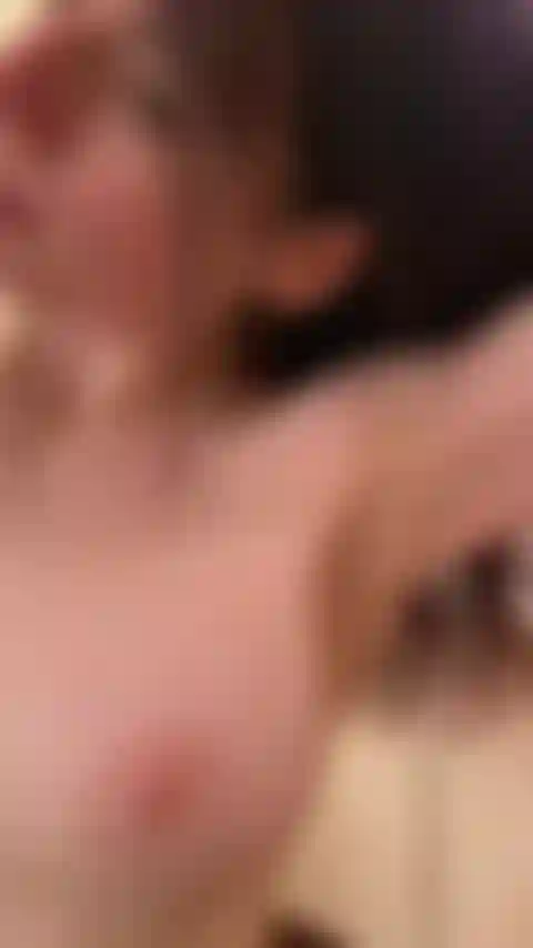 Trockne mir nur die haare, nackt.