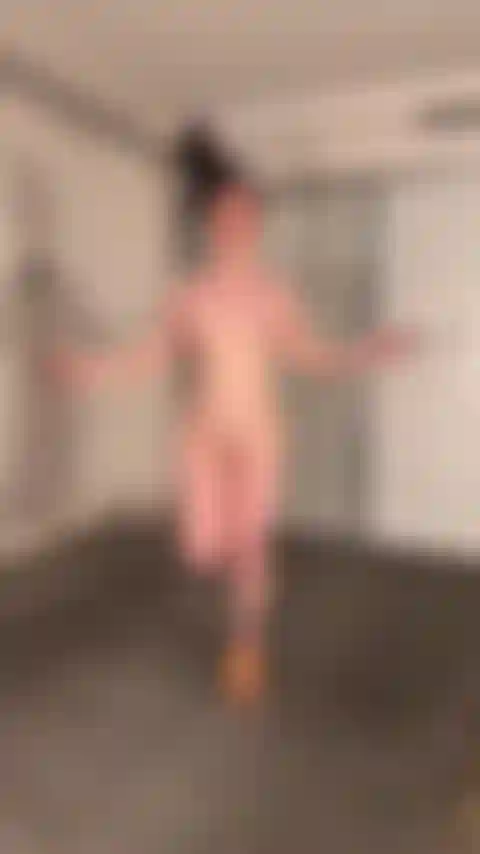 Zeitlupe beim seilspringen.