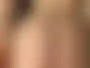 Die meine titten und meinen arsch schüttelt.