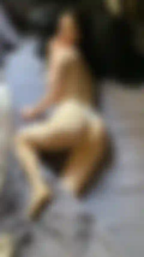 Die sich im bett windet.