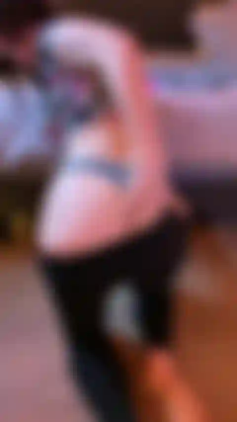 Fingere und schmecke meine feuchte muschi.