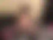 Anal versagt, ich versuche einen buttplug zu benutzen, aber mein arsch ist einfach zu eng.