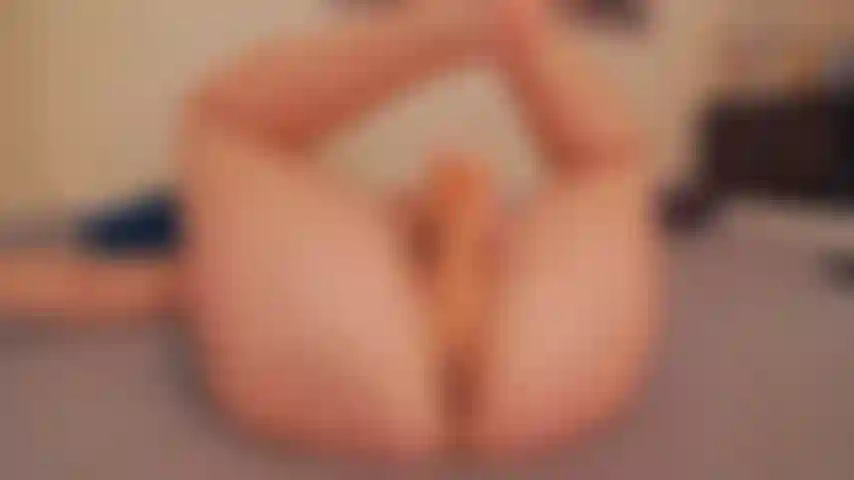 Dildo_cremige_muschi_.