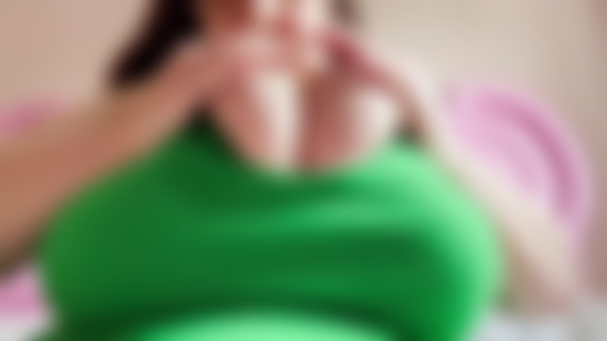 Mache dirty talk und bringe mich selbst zum kommen.