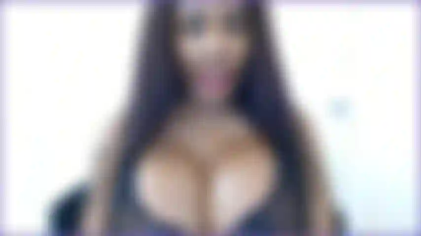 Lass es von stiefmama streicheln. Da ich eine gute stiefmama bin, biete ich dir meine hilfe an! Lass es mich für dich streicheln! Schließlich bin ich der grund, warum du dich auf nichts anderes als meine perfekten 34j-titten konzentrieren kannst!