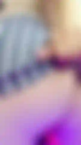 Du liebst es, wenn ich dir meinen hintern ins gesicht halte.