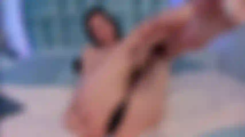 Und ziehe mein höschen aus.