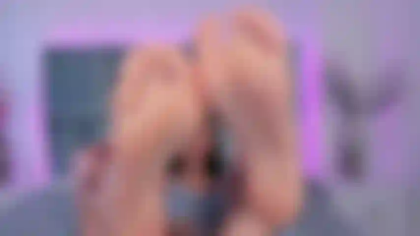 Und lecke meine zehen.