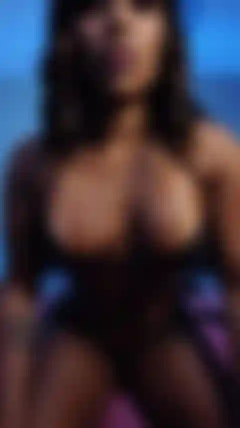 Die ihre muskeln spielen lässt.