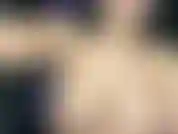 Nachdem ich dich bearbeitet und dir meine titten geschenkt habe, bin ich noch nicht ganz fertig mit dir. Ich ziehe mein höschen aus und fange an, meine süße enge muschi zu saugen und zu ficken.