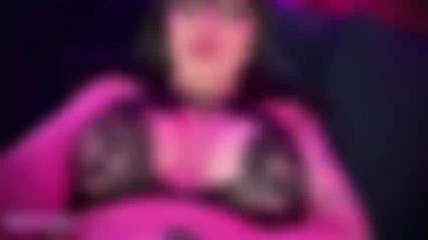 Slutty_chicana_milf.