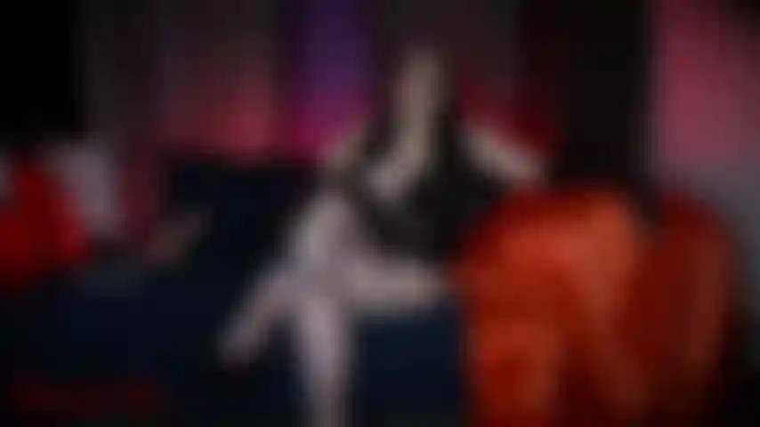 Die ewige domina der schwarzen königin.