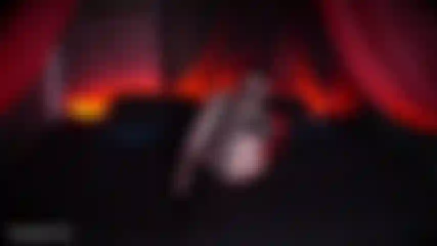 Facesitting und schwanzmelken. Viel smothering, pussy lecken, rimming. Lutsche und melke schwänze mit einem erstaunlichen ende.