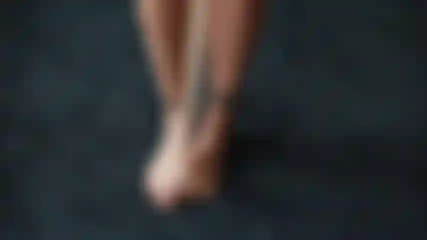 Milf fußshow mit nylons.