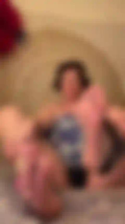 Milfsohlen und dicke titten zeigen.